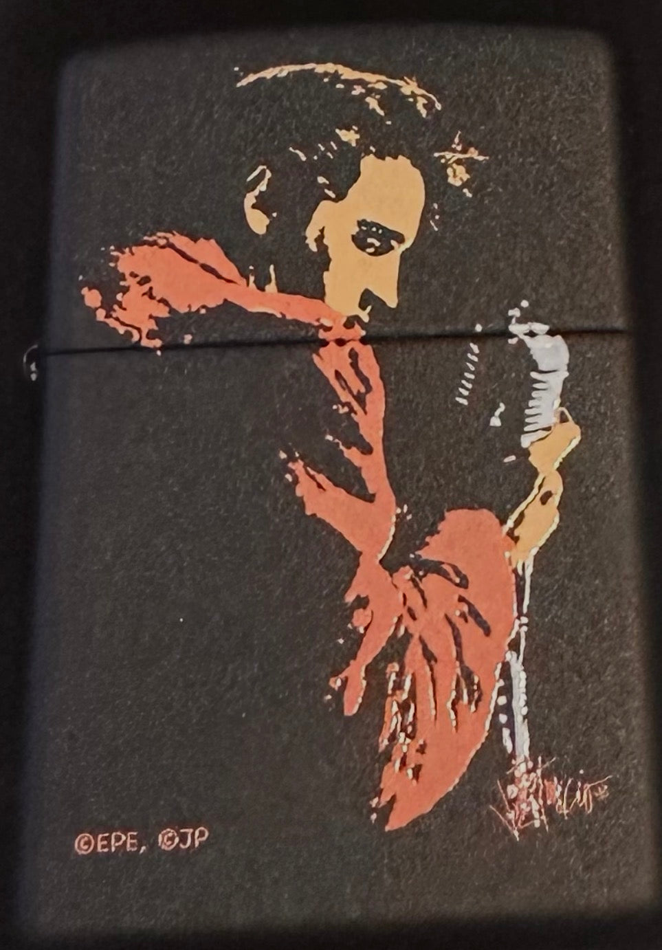 2004 Elvis On Stage With Microphone Zippo Lighter 20863