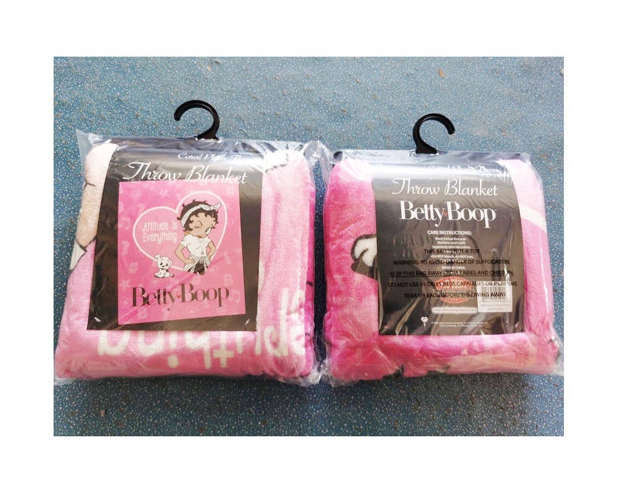 Betty Boop Throw Blanket - Attitude is everything 127cm x 152cm BB6222